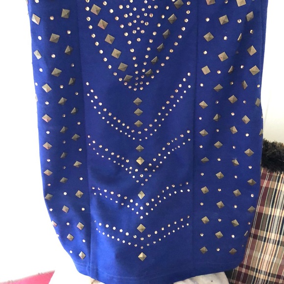 Studded! - Picture 8 of 8